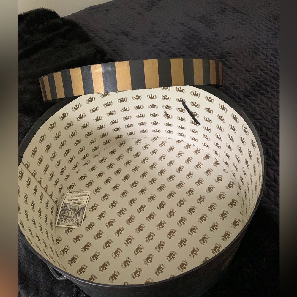 Goorin Bros. King of the West Straw Hat Size Large 7 1/4–7 3/8 + Hat Box - Picture 11 of 13